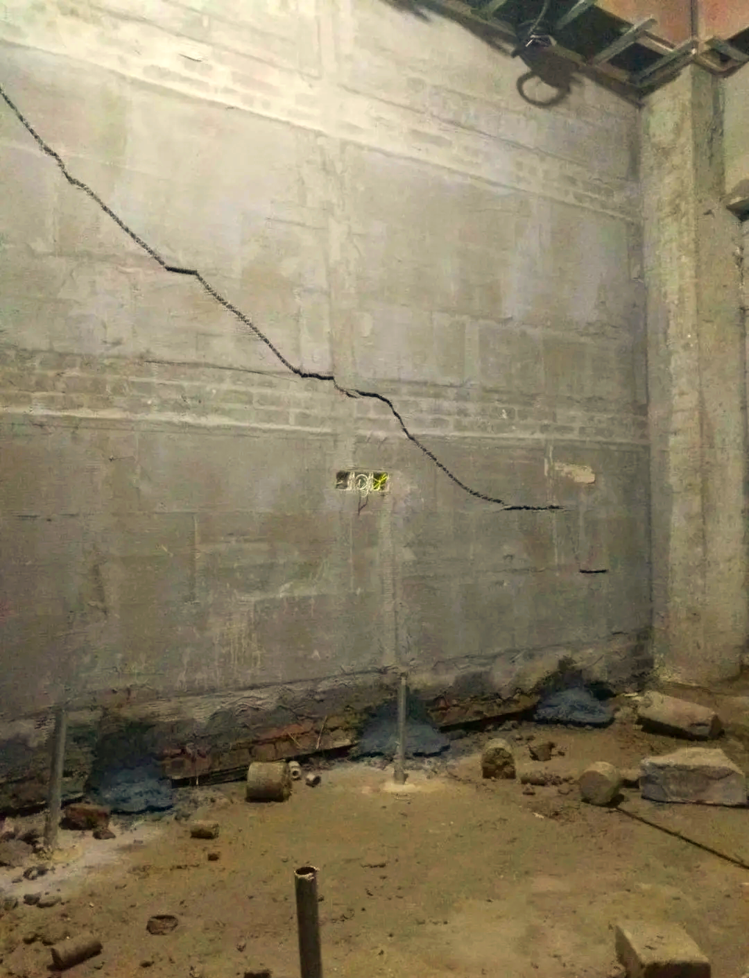 张家口康保县房屋下沉加固